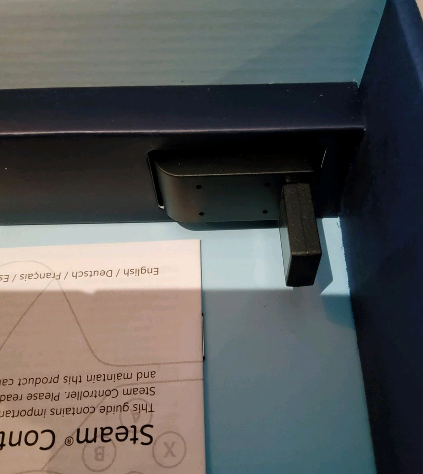 Steam Link & Valve Steam Link Controller With Dongle Boxed Set - Image 3 of 4