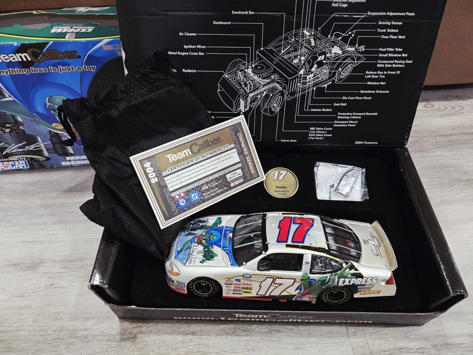 Martian ManhunterJustice League 2004 #17 1/24 fundido a presión NASCAR - RARO Foto 2 de 4