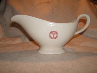 ww2 wwii us u.s. army medical department porcelain gravy boat pouring pitcher