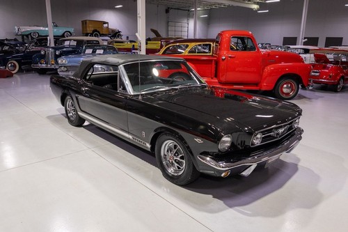 1965 Ford Mustang GT Convertible - Picture 33 of 40