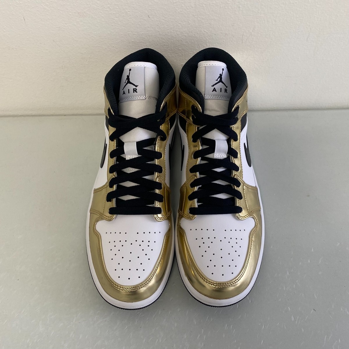 Nike Air Jordan 1 Mid SE Metallic Gold Black White DC1419