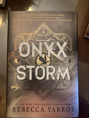NEW! Onyx Storm by Rebecca Yarros (Hardcover)