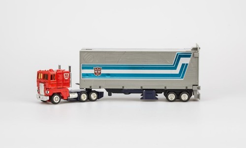 TRANSFORM G1 Reissue Optimus prime Brand New Free Shipping - 第 2/7 張圖片
