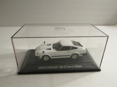 EBBRO 1/43 Nissan Fairlady 280ZT White Black accents