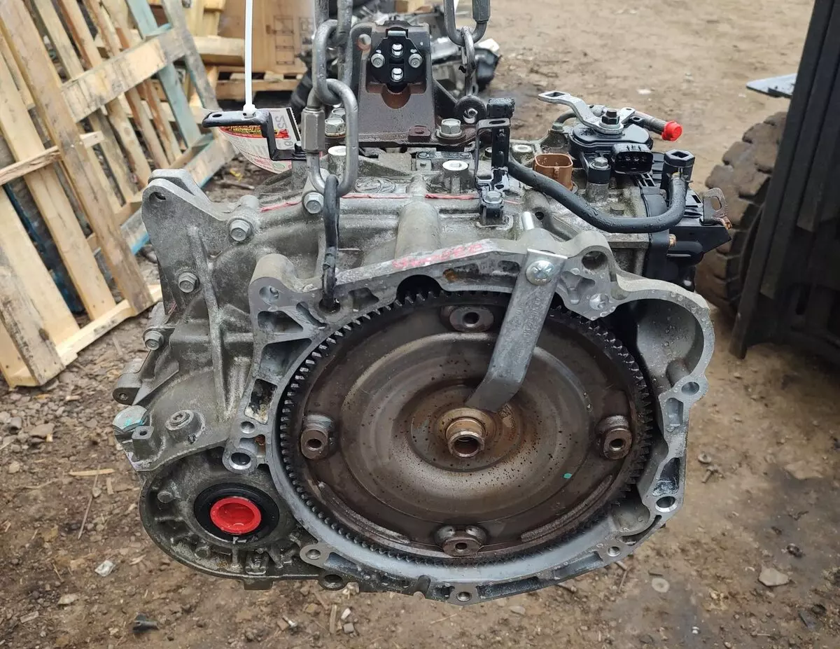 2013 - 2015 Kia Rio Automatic Transmission Assembly 146K OEM 