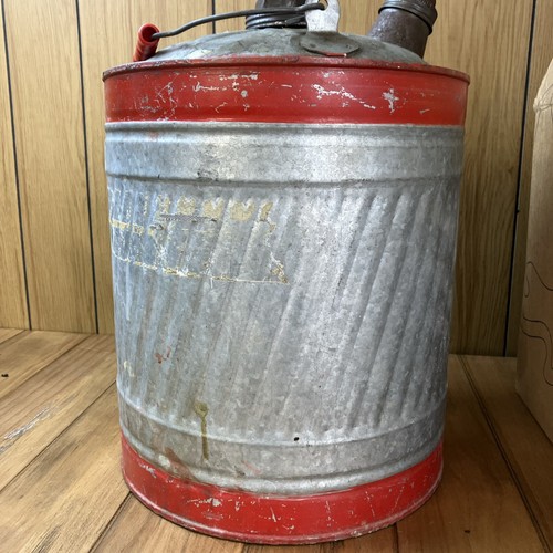 Nice Vintage Ironsides 5-Gallon Galvanized Metal Gas Can Inside Is Good Man Cave - Picture 5 of 18