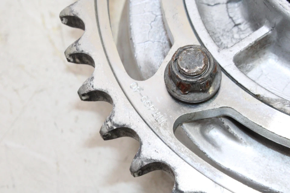 04-07 PIÑÓN TRASERO SUZUKI HAYABUSA GSX1300R OEM Foto 4 de 4