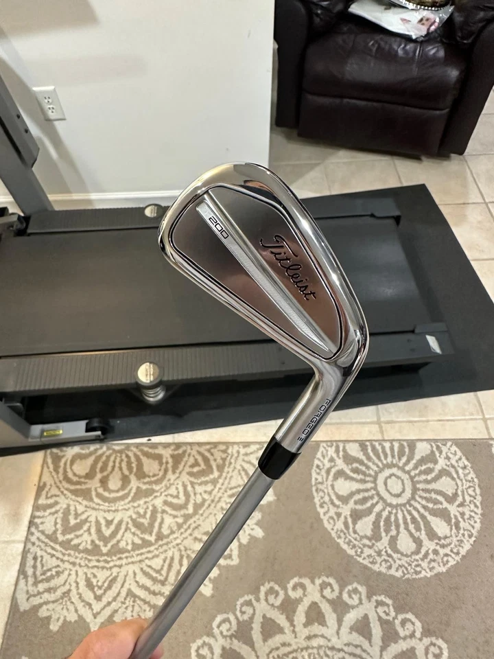 Titleist 2023 T200 6-Iron Stiff Flex C Taper Lite 110 Steel Shaft New - Image 2 of 4