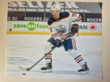 Evan Bouchard Edmonton Oilers Unsigned Photo 8x10 Picture NHL Hockey