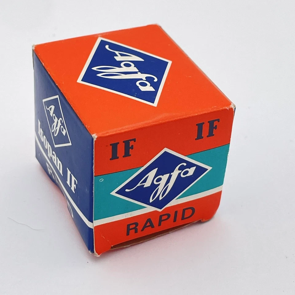 Caja de película vintage Agfa Isopan IF Rapid 35 mm ASA 40 17 DIN 1978 Alemania sin abrir Foto 2 de 4