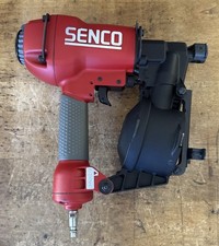 Chiodatrice per telaio a bobina Senco RoofPRO 455XP