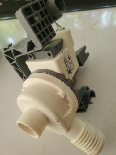 Whirlpool Kenmore Maytag Washer Drain Pump W10727777 W10876600 - Picture 3 of 4