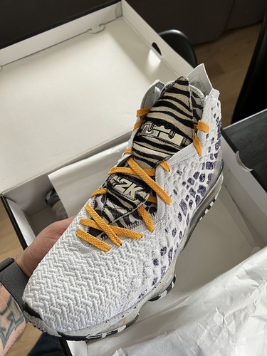 lebron 17 size 15