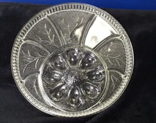 Indiana Round Divided Relish Deviled Egg Tray Dish Plate Pebble Leaf Tree Life 