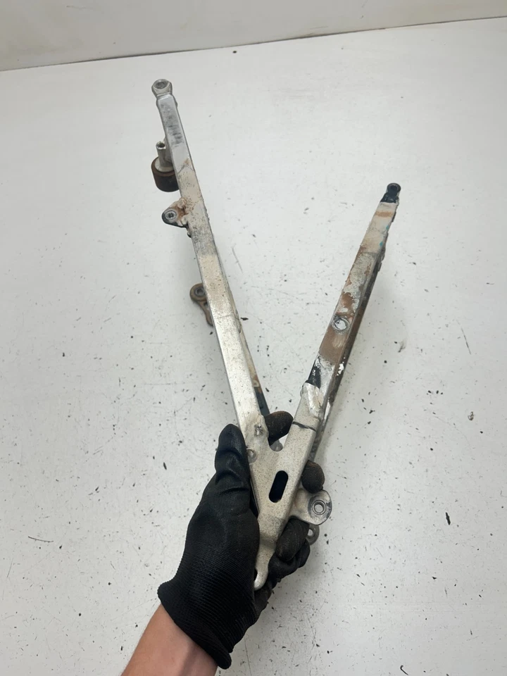 Yamaha YZ250F 2008 Yz 250 f ¡OEM recto! Montaje de subchasis Foto 4 de 4