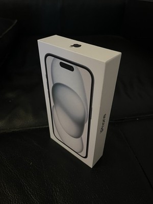 Apple iPhone 15 128GB Schwarz NEU In OVP mit Rechnung
