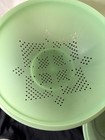 Tupperware Green Plastic Colander & Bowl Set Star Pattern 339-2 237-5 — photo 2