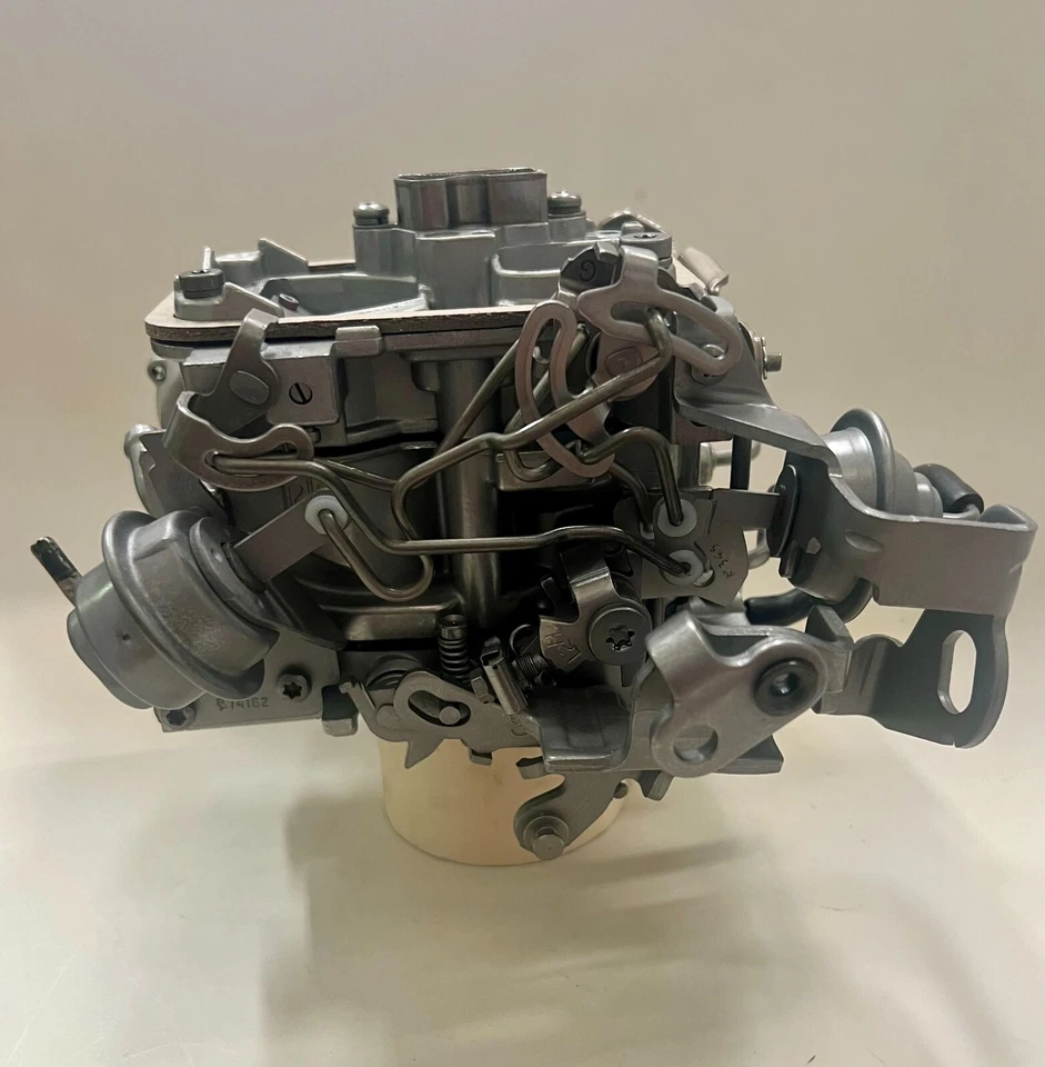 2bbl Rochester varajet carburetor S10, 2.8L GM Chevy Truck '82-'85 6cly #46 - Image 4 of 4