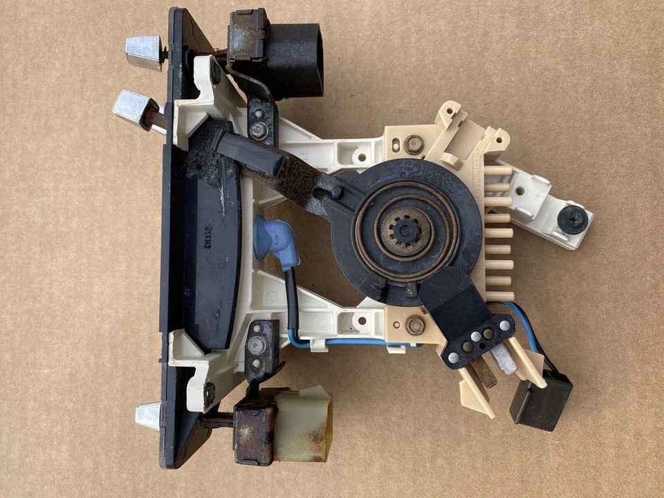 80 81 82 83 FORD F150 F250 F350 TRUCK AC HEATER CLIMATE CONTROLS 86 - Image 4 of 4