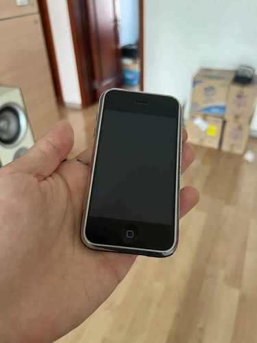 Apple iPhone 2G 1st Generation - 4 8 16GB - Black (Unlocked) A1203 (GSM) (CA) - Afbeelding 7 van 20