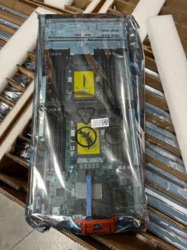 NEW Dell PowerEdge M640 Barebone Server Blade No Hard Drive Trays 0D4WRJ CTHW9