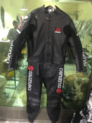 SUZUKI Herren Biker Lederkombi Leder Bikeranzug Rennen Motorrad Lederjacke Hose - Bild 1 von 4