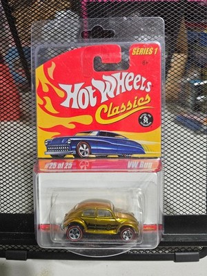 2004 Hot Wheels   CLASSICS SERIES 1   VW Volkswagen Bug - Red Line Tires