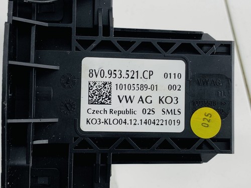 15-17 AUDI A3 8V STEERING COLUMN TURN SIGNAL & WIPER ARM & CRUISE SWITCH OEM - Picture 6 of 12
