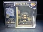 Funko Pop Nooks Harry Potter - Harry Potter in Cupboard + Custom Protector