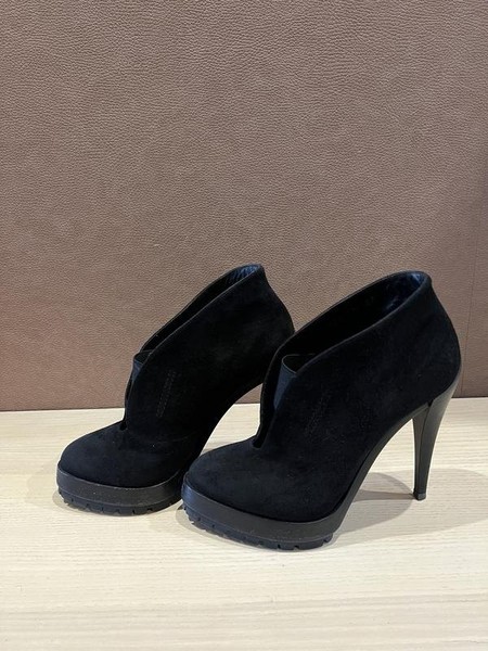 Women Casadei Heels Black 37