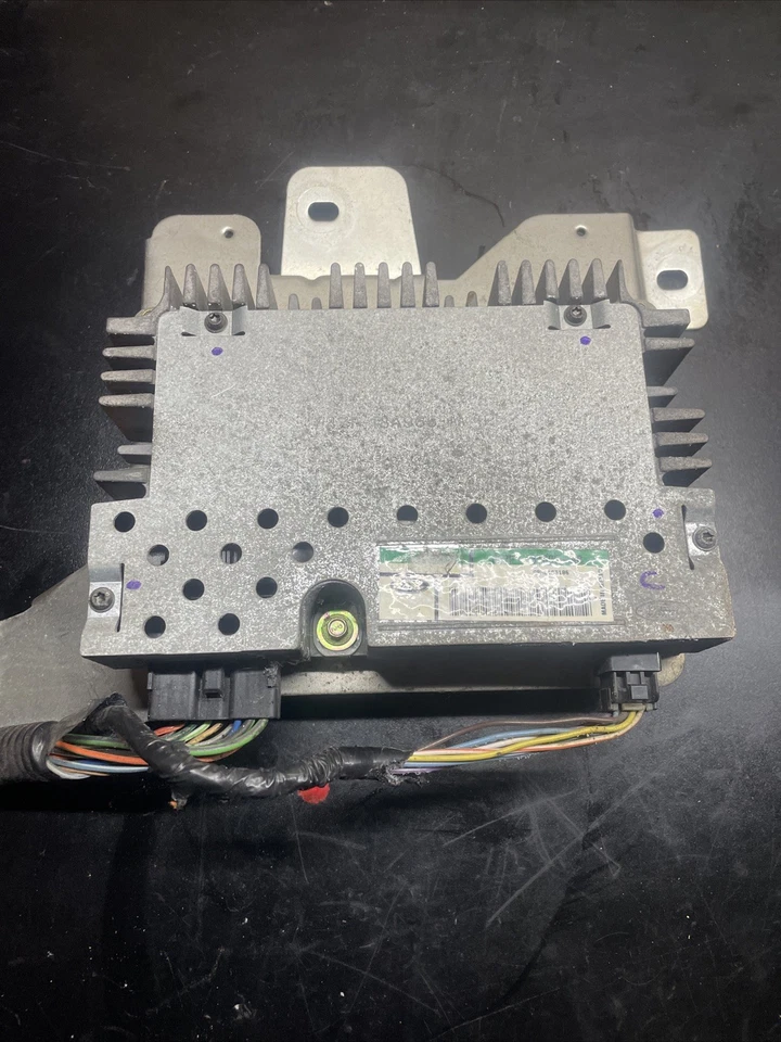 Amplificador de radio estéreo Ford Explorer 1998 OEM F47F-18T806-AA Foto 3 de 4