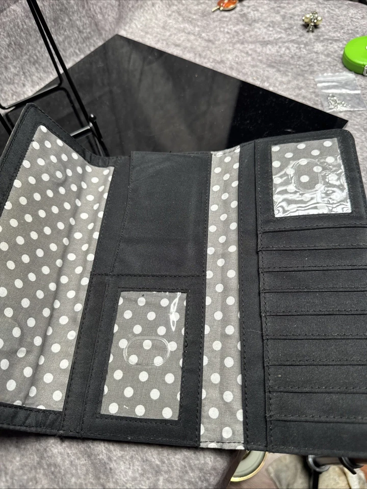 Cartera Kenneth Reacción Cierre Magnético Excelente Estado Forro Polkadot. Foto 3 de 4