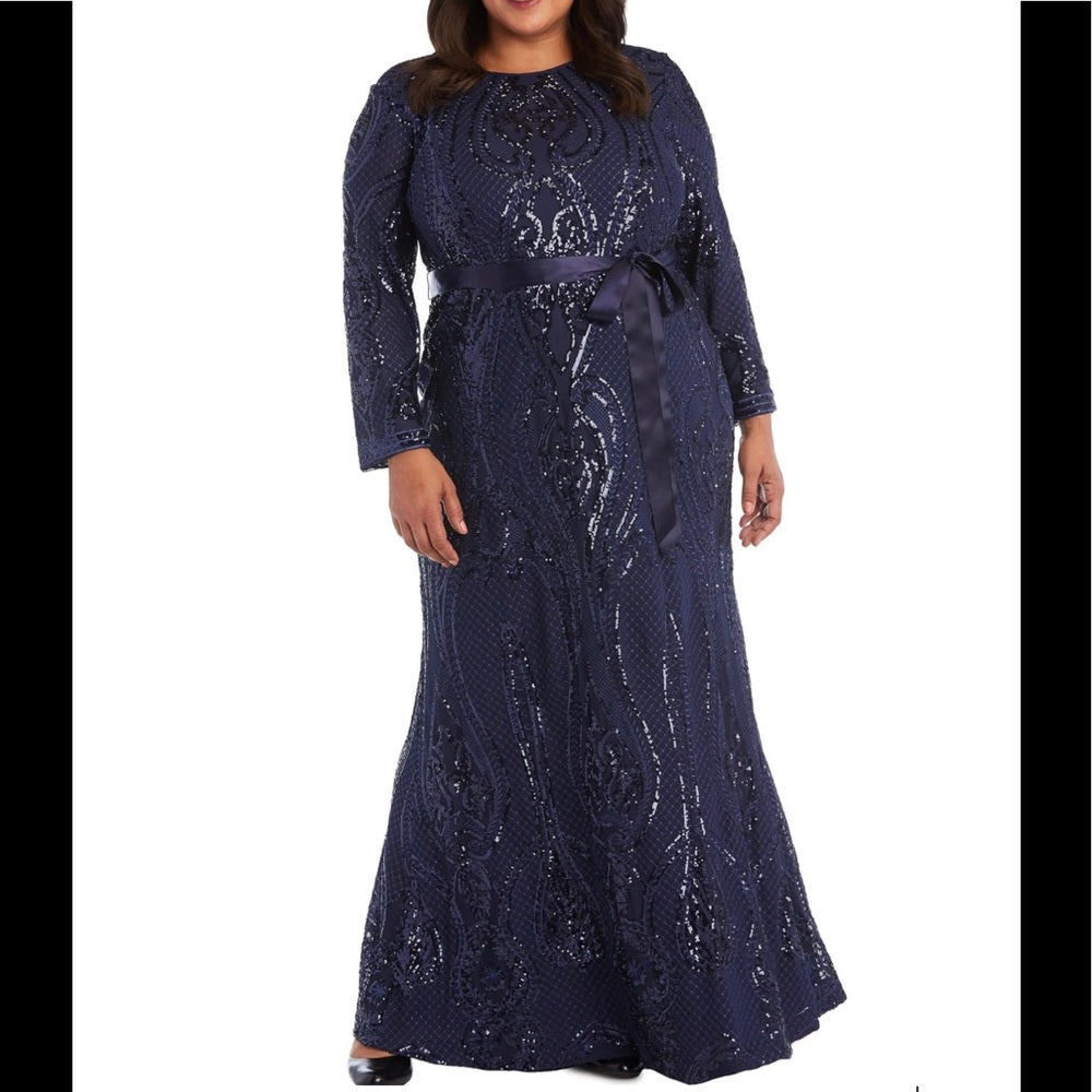 green emerald velvet dress Sydney's Closet TE2515