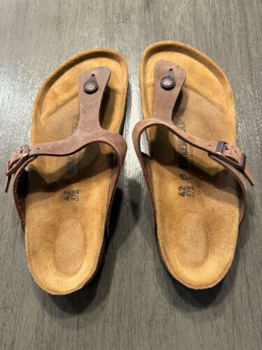 Birkenstock Gizeh Leather T Strap Sandals 42 - image 1