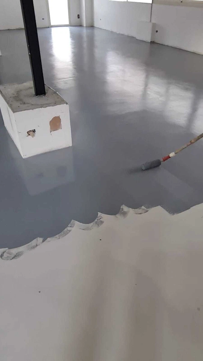Pintura bicomponente de resina epoxi de color para pisos 6 kg (rendimiento 50-60 m)