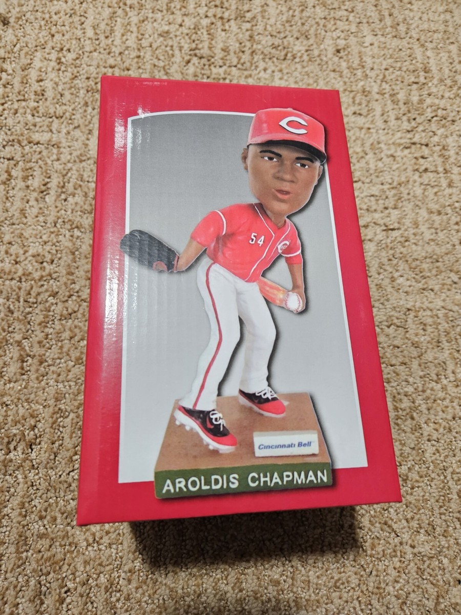 アロルディスチャップマン aroldis Chapman bobble head AROLDIS CHAPMAN CINCINNATI REDS BOBBLEHEAD BRAND NEW IN BOX