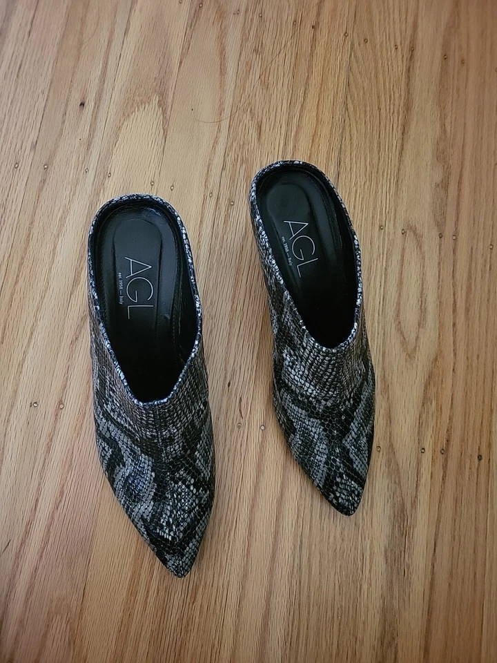 AGL PUNTIAGUDA MULES GRISU SERPIENTE ESTAMPADO CUERO TALLA US 9 EU 39 Foto 2 de 4