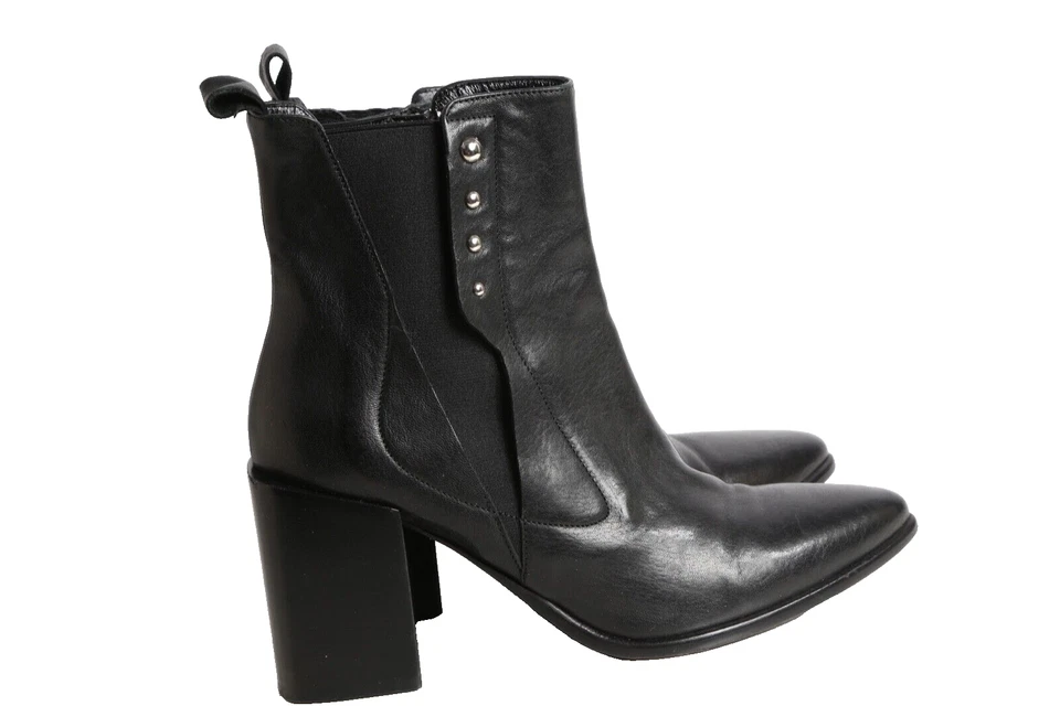 LAURA BELLARIVA Black Leather Pointed Toe Chunky Square Heel Ankle Boots Size 39 - Image 3 of 4
