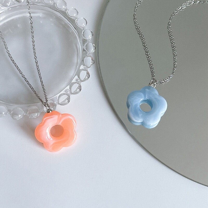 Fashion Acrylic Flower Pendant Necklace Sweet Clavicle Chain Choker Neck Chain