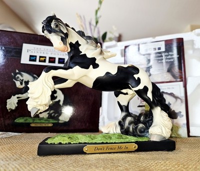 Trail of Painted Ponies DON'T FENCE ME IN / 1E / #5418 W/Box