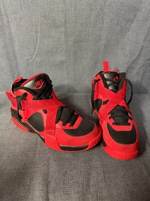 Nike Air Raid Gym Red Black 642330-600 Mens Size 8.5 Strap Basketball Shoes