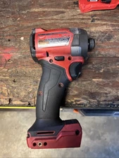 Milwaukee 2953-20 FUEL 18V Lithium-Ion Brushless Cordless 1/4" Hex Impact Driver