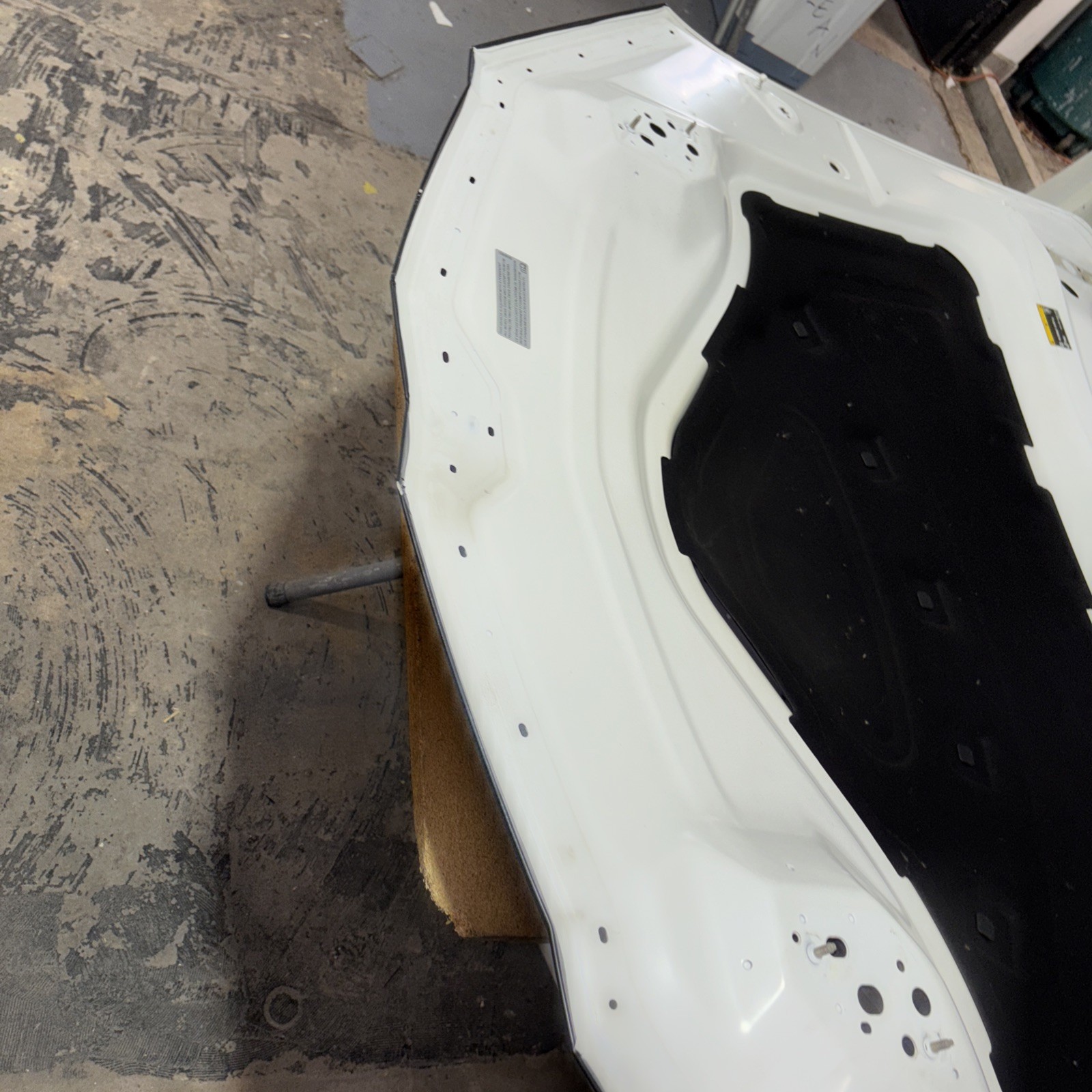 🔥  2018–2023 Lamborghini Urus Hood | Genuine Used | Open Box | Part #: DC7024