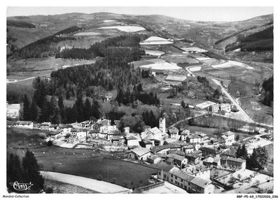 BBFP5-0376-69 - CLAVEISOLLES - Luftbild Gesamtansicht - Höhe 500 Meter