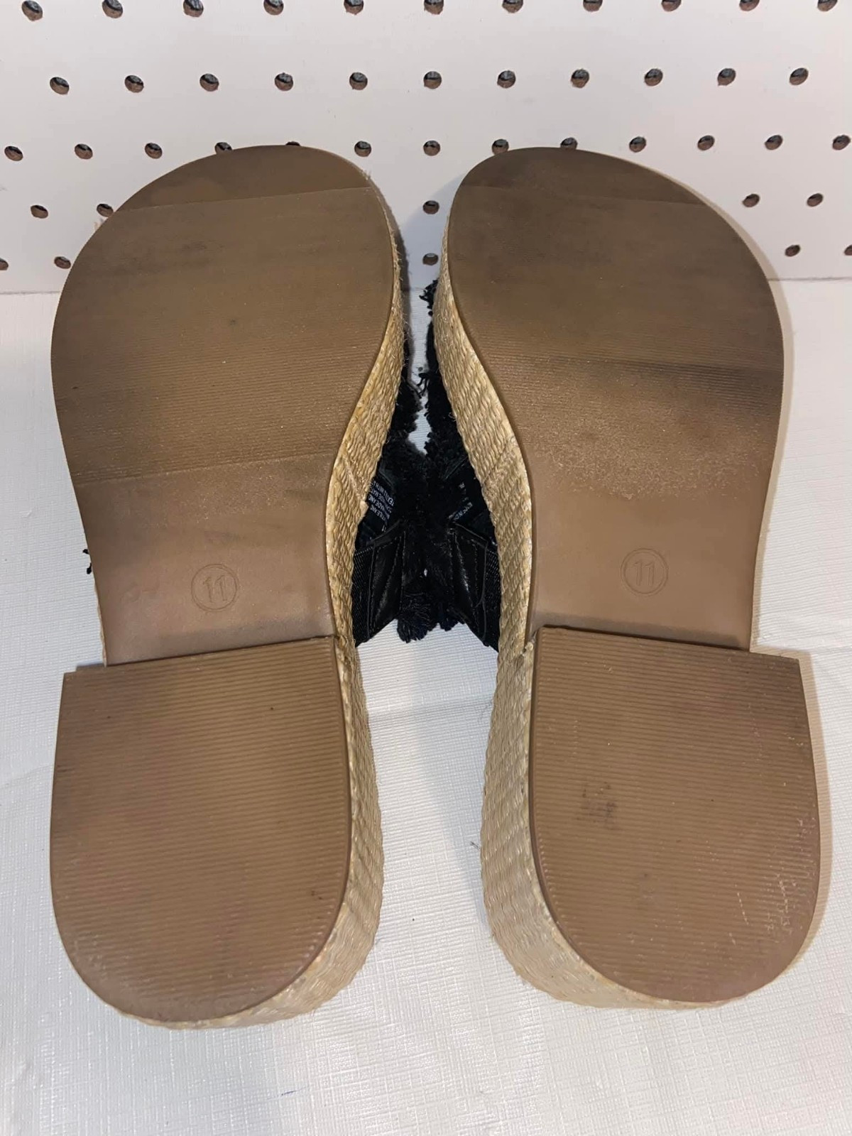 Universal Thread Sally Platform Heels Memory Foam… - image 5