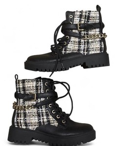 GUESS Tweed Plaid Chain & Buckle Lace Up Ankle Combat Boots Black White Beige