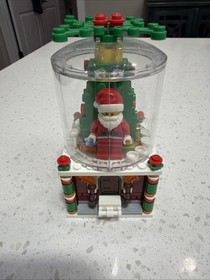 LEGO 40223 Santa Snow Globe Limited Edition Set Complete With Manual