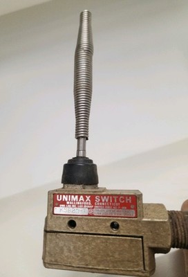  UNIMAX KSB52TA Limit Switch 20A 250/480VAC .25A-250VDC, .50A-125VDC, Used 