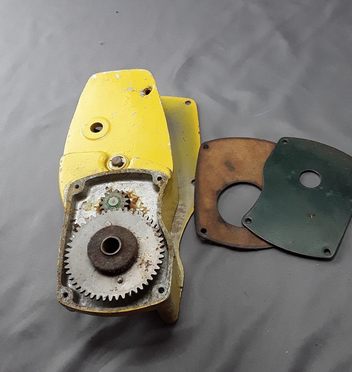 1894298 BOLENS Mulching Mower Gear Box 1894298 eBay