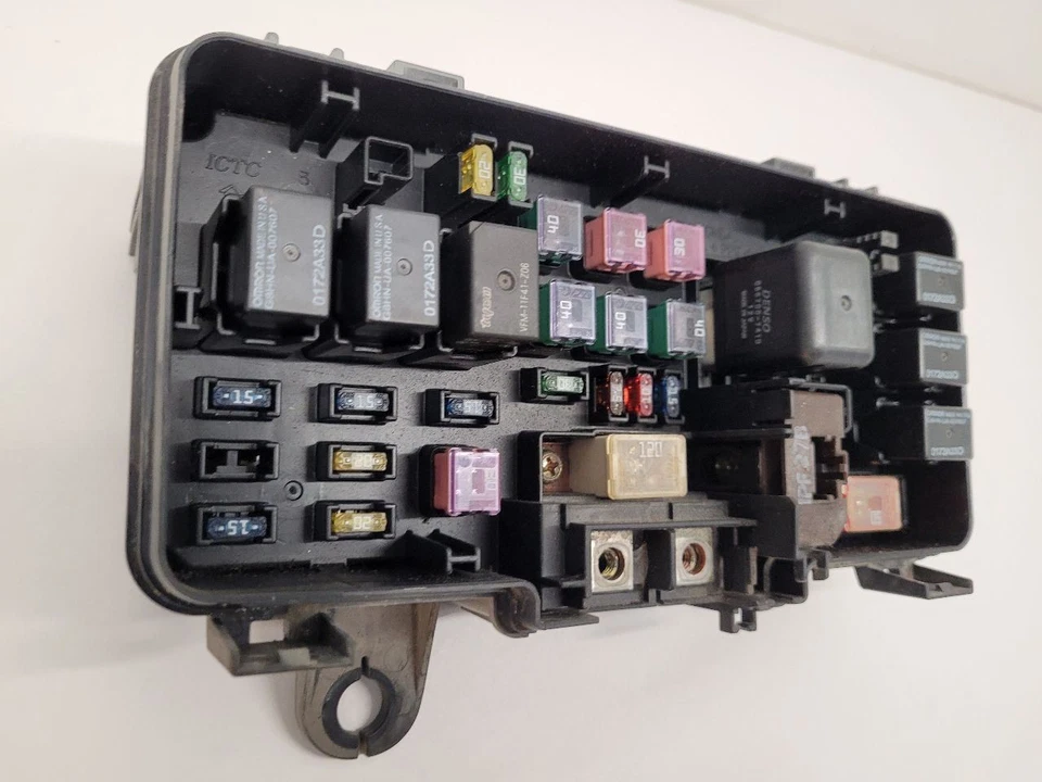 1999-2004 HONDA ODYSSEY Fuse Box Engine Compartment EX 38250S0XA12 - Imagem 2 de 4